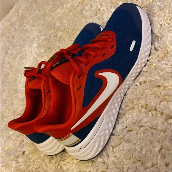 Nike | Shoes | Nike Revolution 5gs Big Boys Shoes 7 Y | Poshmark